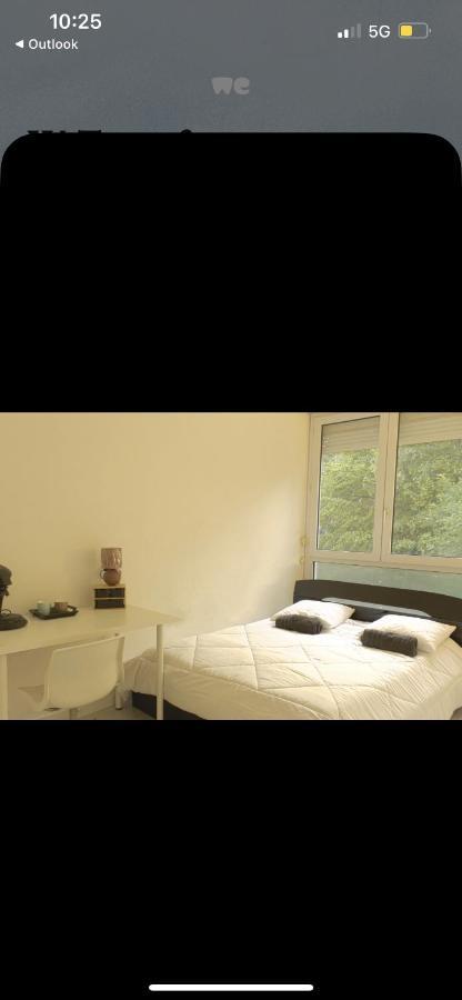 세르지 Se: 13A Rue Des Touleuses Pourpre B&B 외부 사진